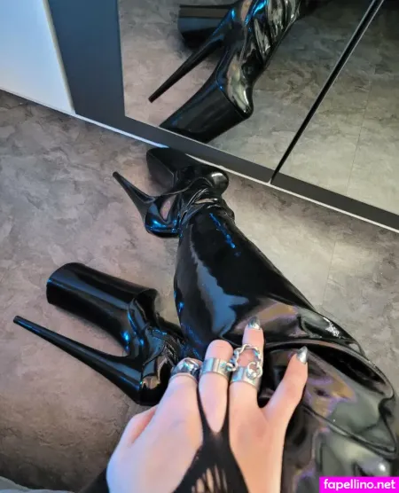 Sophie X Elodie 1 OnlyFans Thumbnail #EP4aNGVL3B