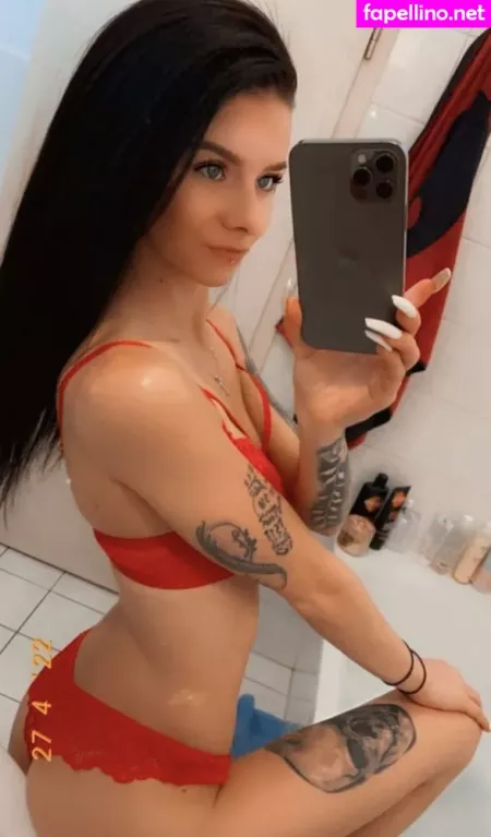 Sophie208 666 OnlyFans Thumbnail #bwiMNnS8tL