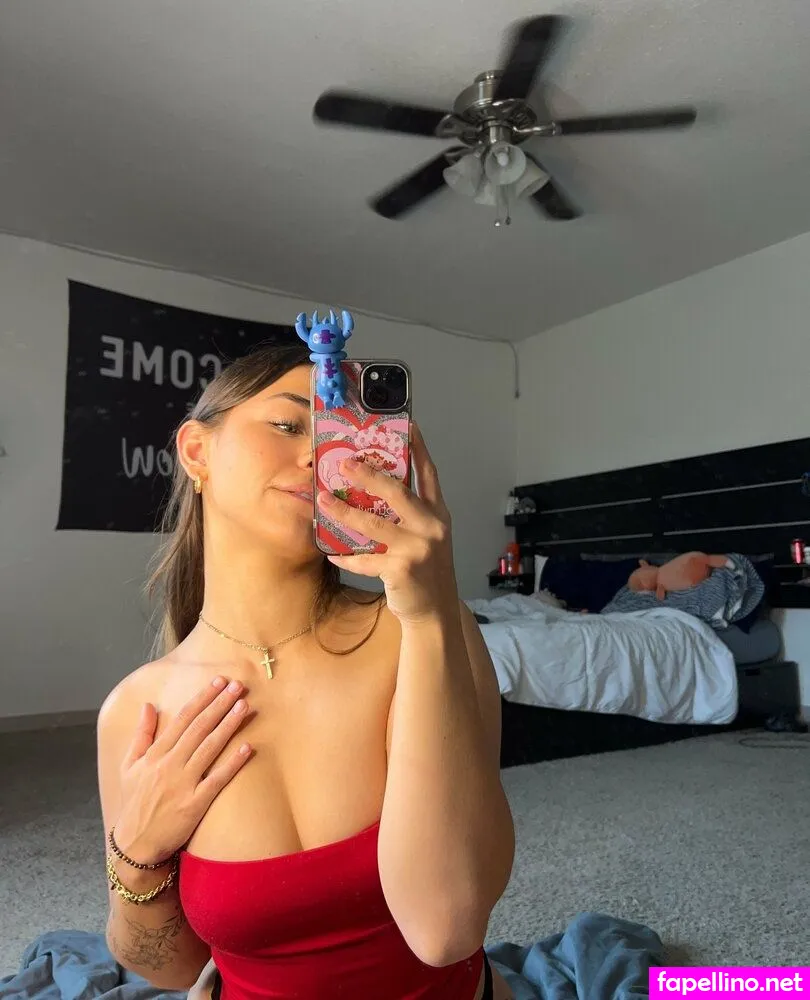 sophieamirixx, sophiemilhamx Nude Leaked OnlyFans Photo #eiuCFoMlMq