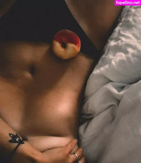 Sophieandjune OnlyFans Thumbnail #WtsLcTuhPM
