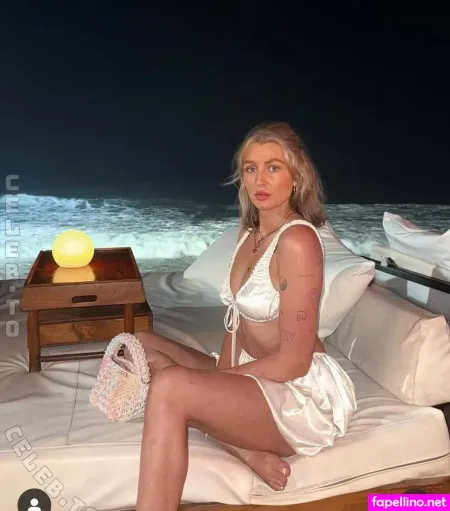 Sophieberna OnlyFans Thumbnail #P7Z8WHE8au