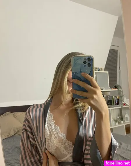 Sophieblaze OnlyFans Thumbnail #AjDU8MdLyI