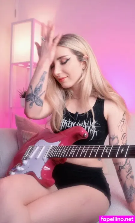 Sophieburrell1 Main Profile Photo