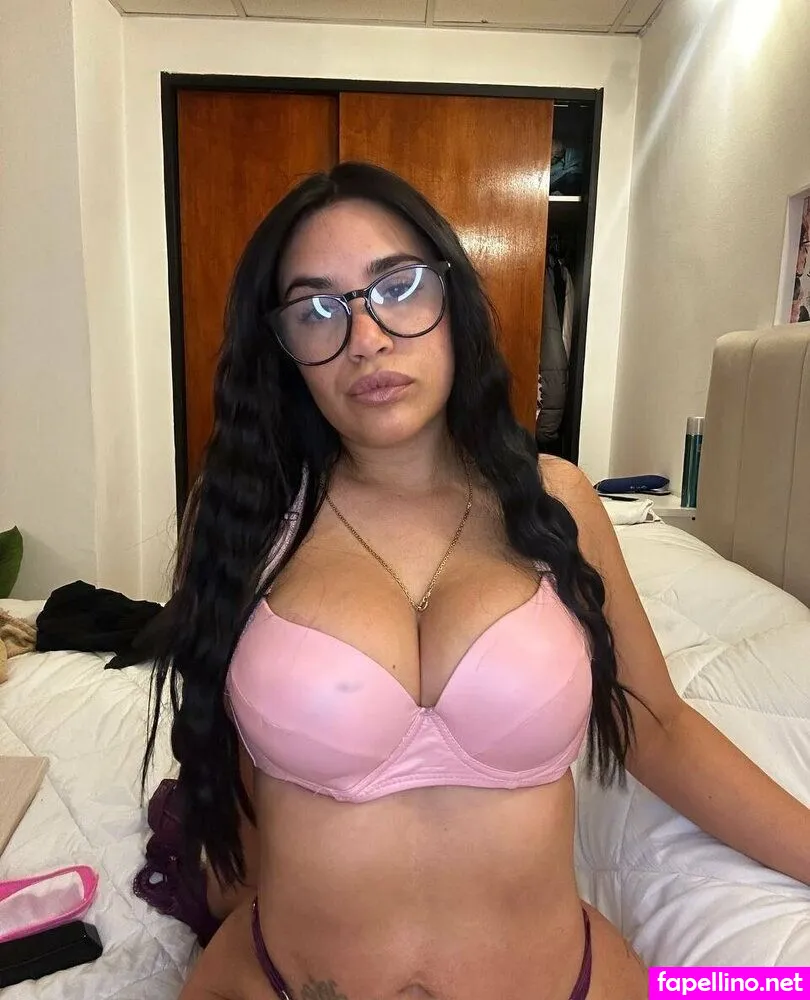 sophiedecrypte Nude Leaked OnlyFans Photo #8c3zG3iHkt