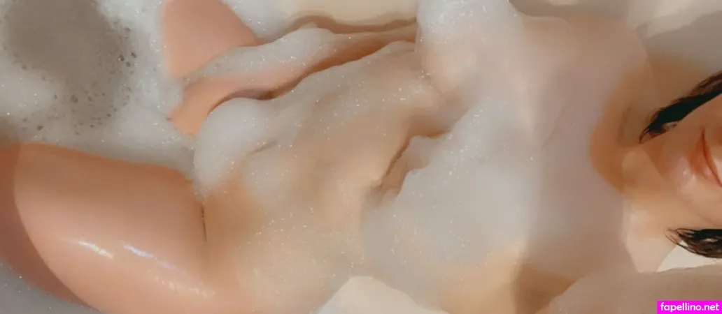 Sophieemerie OnlyFans Thumbnail #tLKxlTdcRB