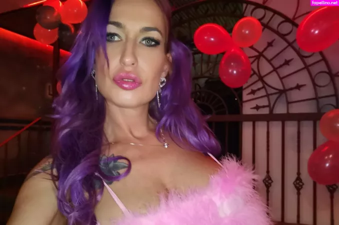 Sophieevans OnlyFans Thumbnail #Yu6xygSZH3