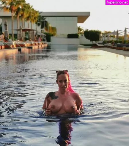 Sophieevans OnlyFans Thumbnail #e3n8KpmTby