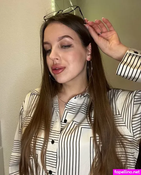 Sophielehmann OnlyFans Thumbnail #wuc1mpYO3p