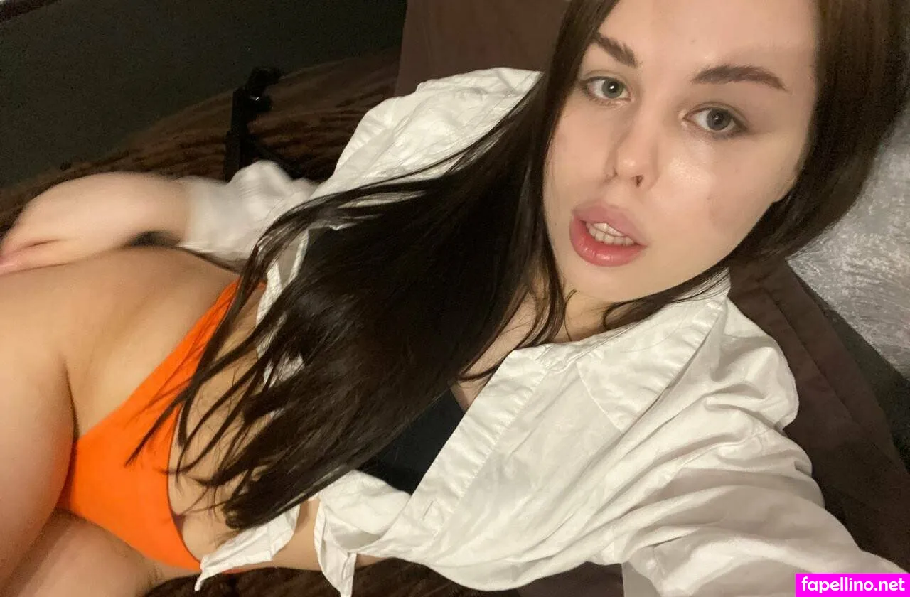sophie1lynne, sophieline1 Nude Leaked OnlyFans Photo #ea2QZzrK6E