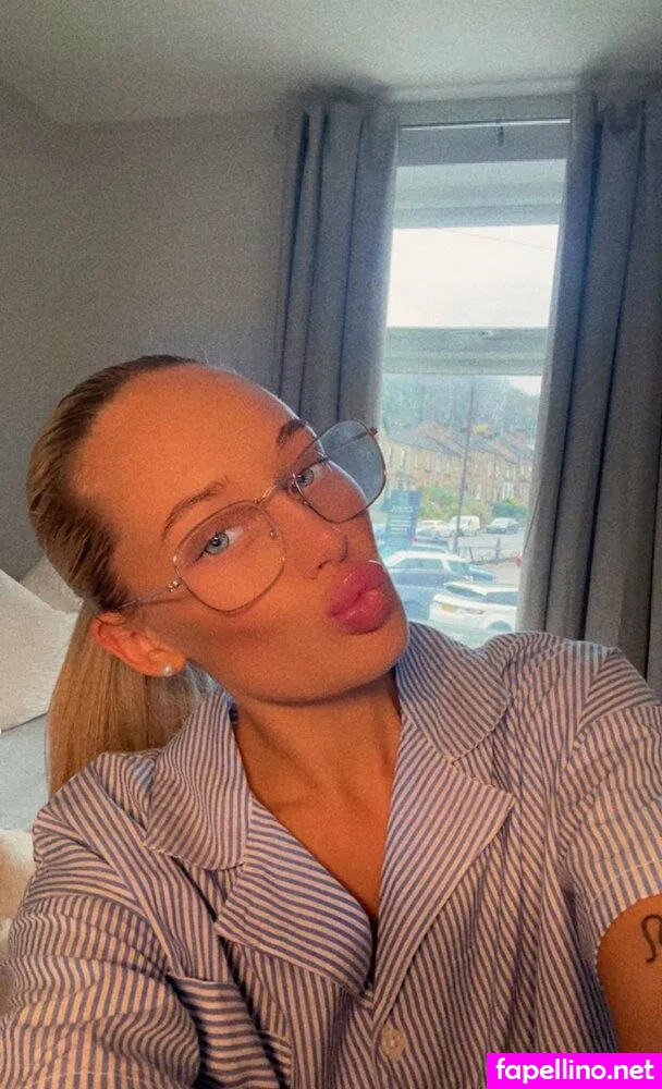 sophiehilaire, sophielleighfree Nude Leaked OnlyFans Photo #3YbNT5ny8L