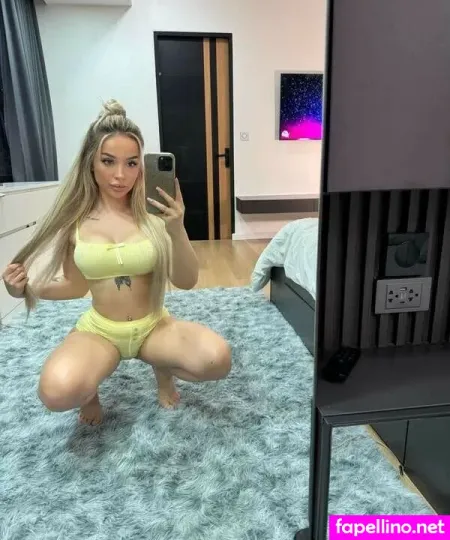 Sophielouise1x 1 OnlyFans Thumbnail #LR6POOXgQT