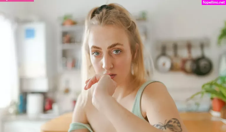 Sophielune OnlyFans Thumbnail #lYhBpFhtrx