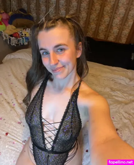 Sophieluvv OnlyFans Thumbnail #AG3UKXzos7