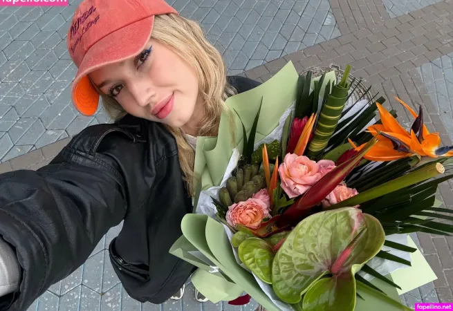 Sophiemur OnlyFans Thumbnail #ueDO9usaXD