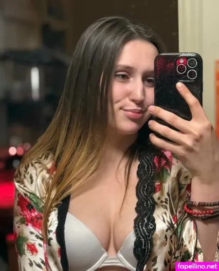 Sophiepine OnlyFans Thumbnail #kyaMCZv2OG