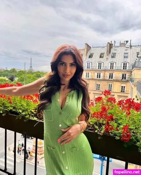 Sophieraynetv OnlyFans Thumbnail #8z0uLVJWLY