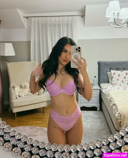 Sophieraynetv OnlyFans Thumbnail #fdfxaXW2Yh