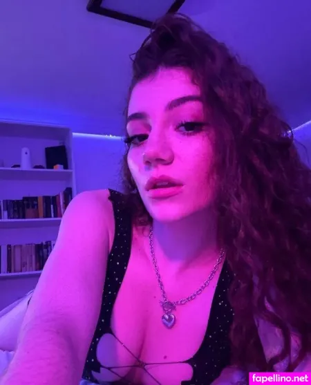 Sophiesoler OnlyFans Thumbnail #tATGzCpwBf