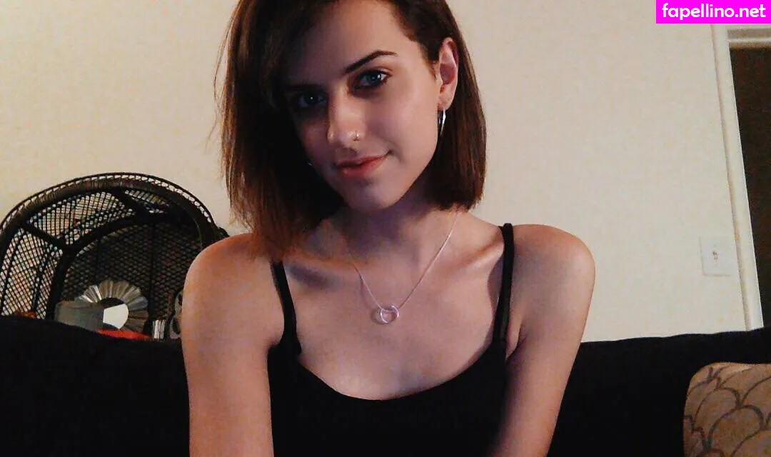 SeaineLove, sophiesommers, sunseaine Nude Leaked OnlyFans Photo #11ENFSJ7Zx