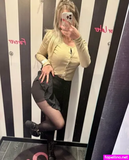 Sophiesplayground OnlyFans Thumbnail #KcgKtzzC0G