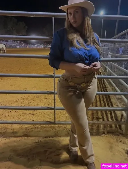 Sophiesselfies 7 Main Profile Photo