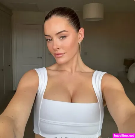 Sophiestonehouse OnlyFans Thumbnail #c9IxHZcm9n