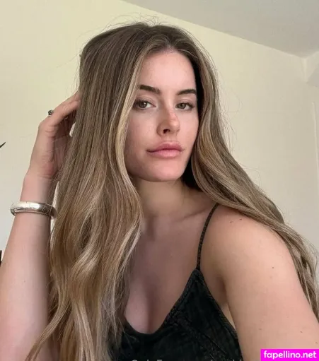 Sophiestonehouse OnlyFans Thumbnail #kJVQtKC0A8