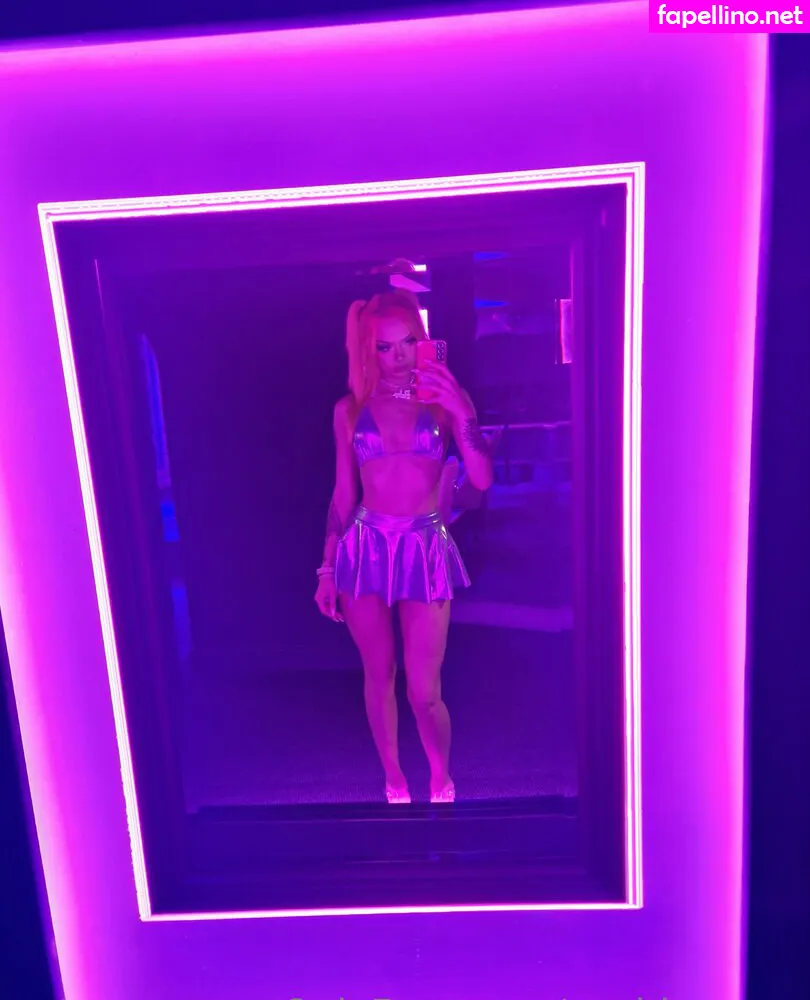 sophiestorm, sophiestormofficial Nude Leaked OnlyFans Photo #AZyeDRGCW0