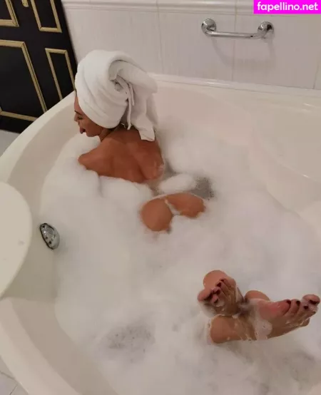 Sophiestorms OnlyFans Thumbnail #JAcjSgvexg