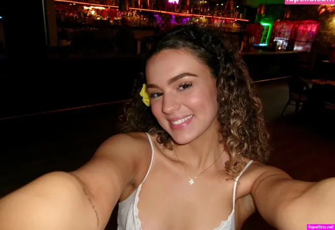 Sophietaylorrr OnlyFans Thumbnail #seSutklP82