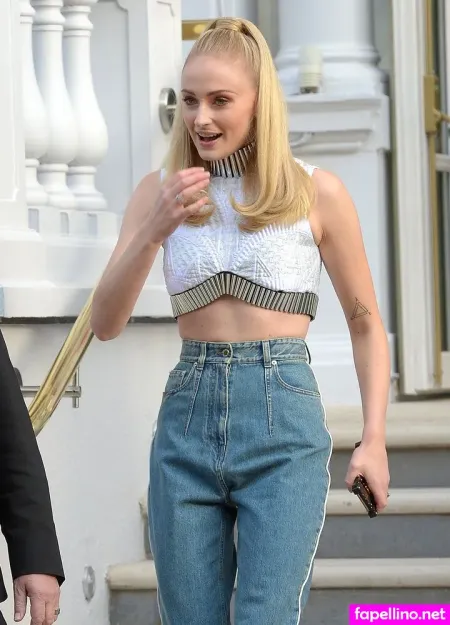 Sophieturner OnlyFans Thumbnail #PNM0dKaFHj