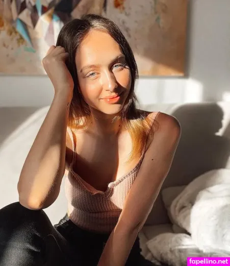 Sophiexelisabeth OnlyFans Thumbnail #BFUgWqWNM2