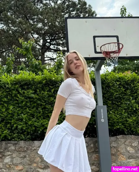 Sophiexsouth OnlyFans Thumbnail #Qu1YR8T2MI
