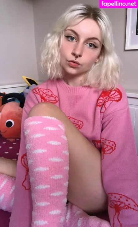 Sophiieon OnlyFans Thumbnail #W8UzFeMaXL
