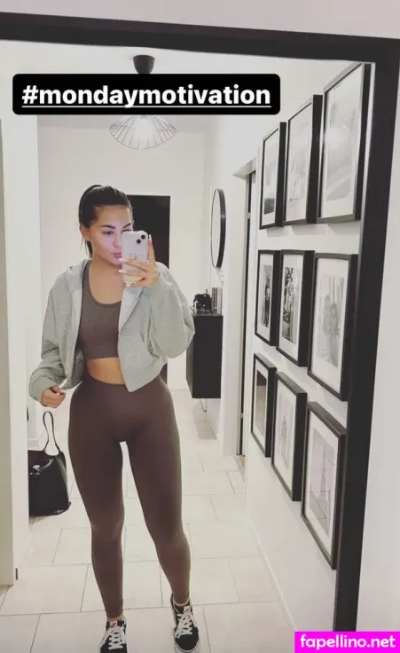 Sophmrie OnlyFans Thumbnail #3JgNd7XaHM