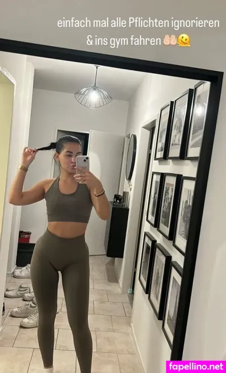 Sophmrie OnlyFans Thumbnail #vhyZBV9CW0