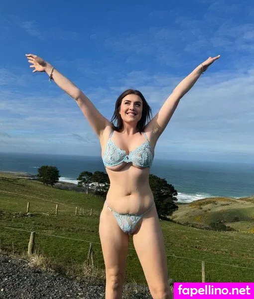 Sophiealiccee, Spicysofiaxo, sophoalicexo Nude Leaked OnlyFans Photo #pPE1eVvDAi