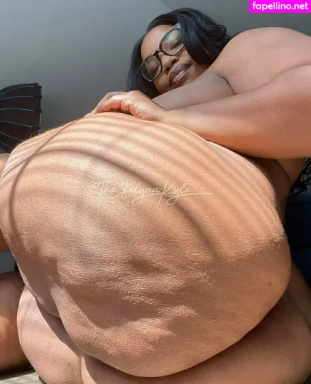 Sophsfree OnlyFans Thumbnail #ewBqOe3Ffw