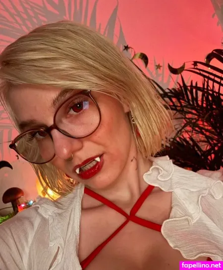 Sophstardust OnlyFans Thumbnail #nlTH0Fw48F