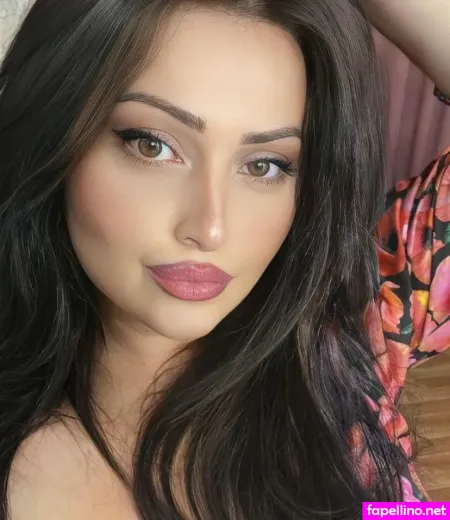 Sopo Shariqadze OnlyFans Thumbnail #FeGQlpQ2Ut