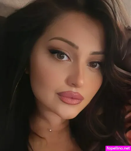 Sopo Shariqadze OnlyFans Thumbnail #YOaYBDhYun