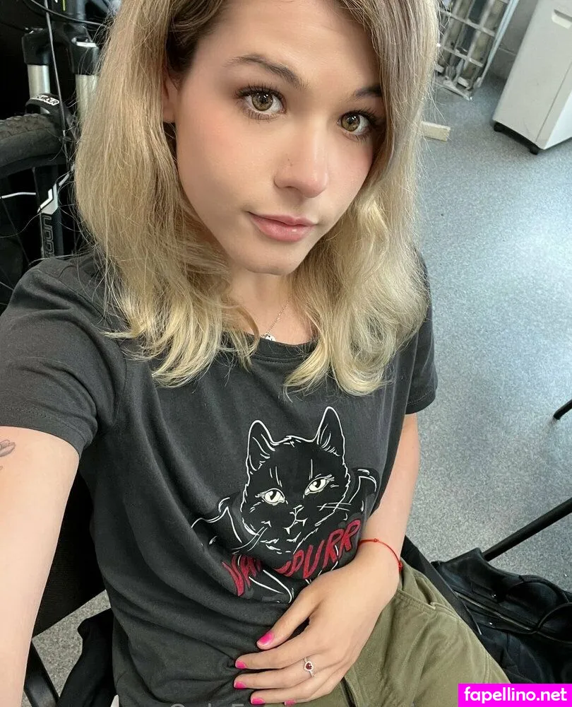 roselineorjii, sorine.rose.vip Nude Leaked OnlyFans Photo #XDpUU29vj1