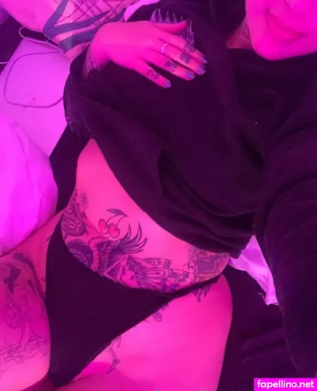 Sorrysweaty OnlyFans Thumbnail #5KWtrElllv