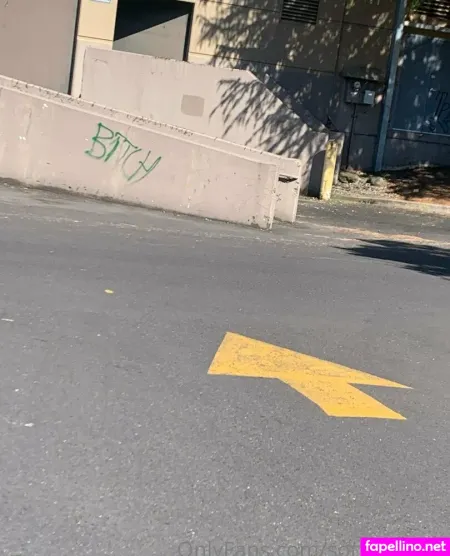 Sorrysweaty OnlyFans Thumbnail #xFYOscmzUB