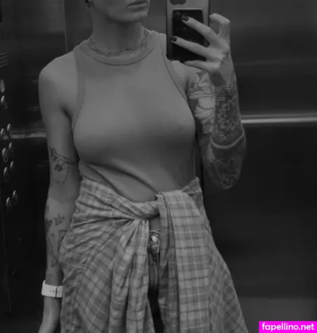 Sosiskapirata OnlyFans Thumbnail #gEW0p2toHt