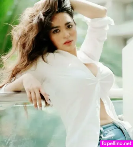 Soundarya Sharma OnlyFans Thumbnail #51m5dUTOYO