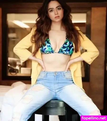 Soundarya Sharma OnlyFans Thumbnail #tpzHAD5M1x