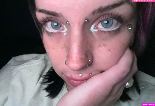 Souredpineapple 2 OnlyFans Thumbnail #4w2dselphm