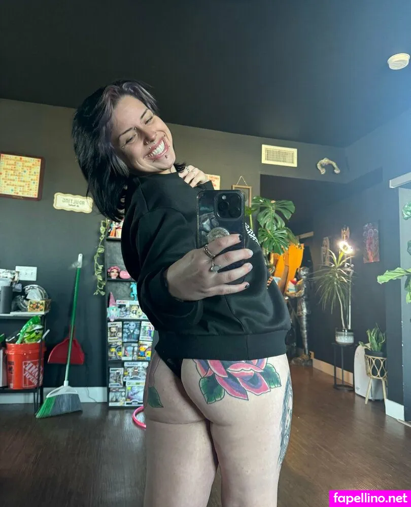 Goddess Lia, goddesslia__, souredpineapple Nude Leaked OnlyFans Photo #9bjOqmEGIc