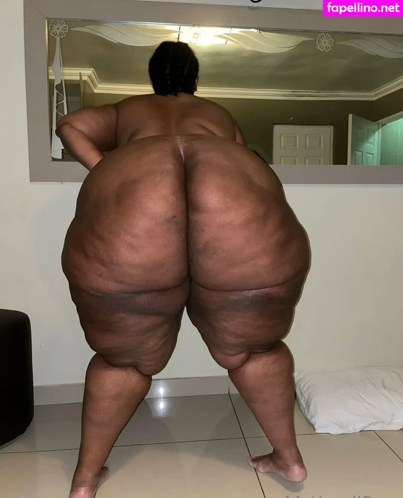 african.babez, the_real_liso Nude Leaked OnlyFans Photo #RbUfsLuq05